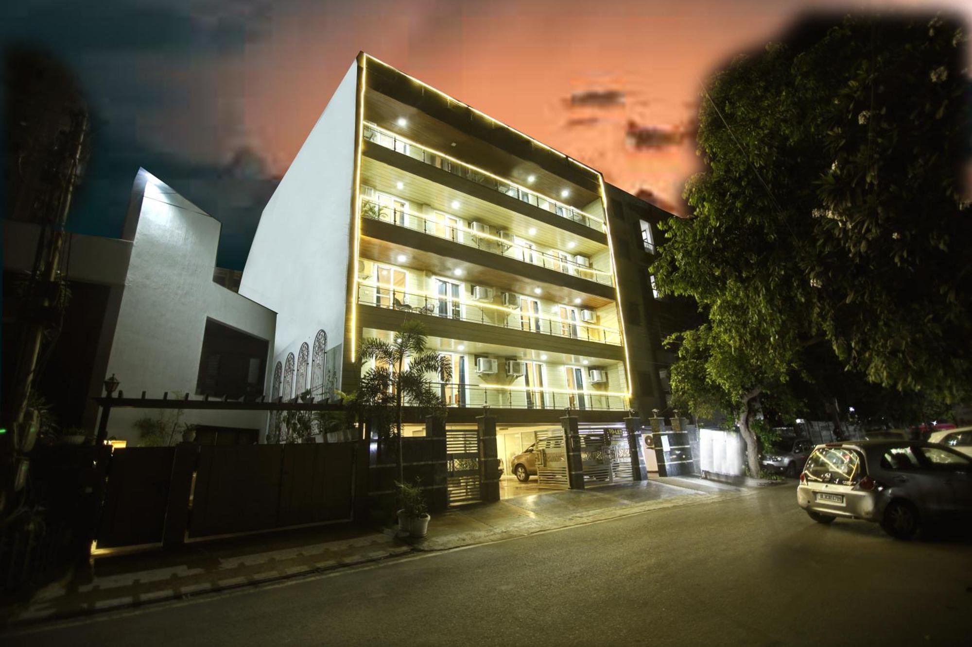 Limewood Stay - Executive Huda City Center Gurgaon Exteriör bild