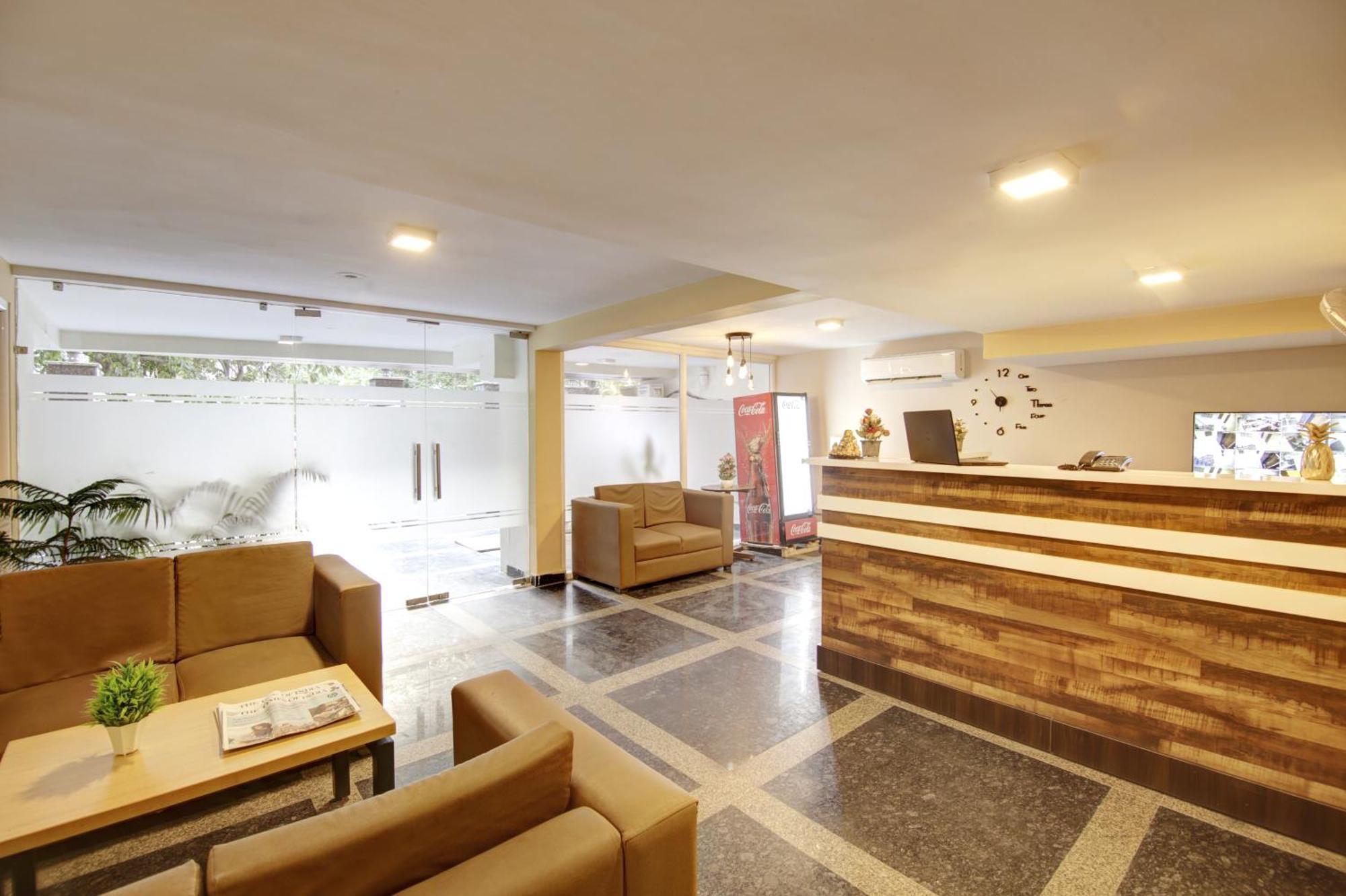 Limewood Stay - Executive Huda City Center Gurgaon Exteriör bild