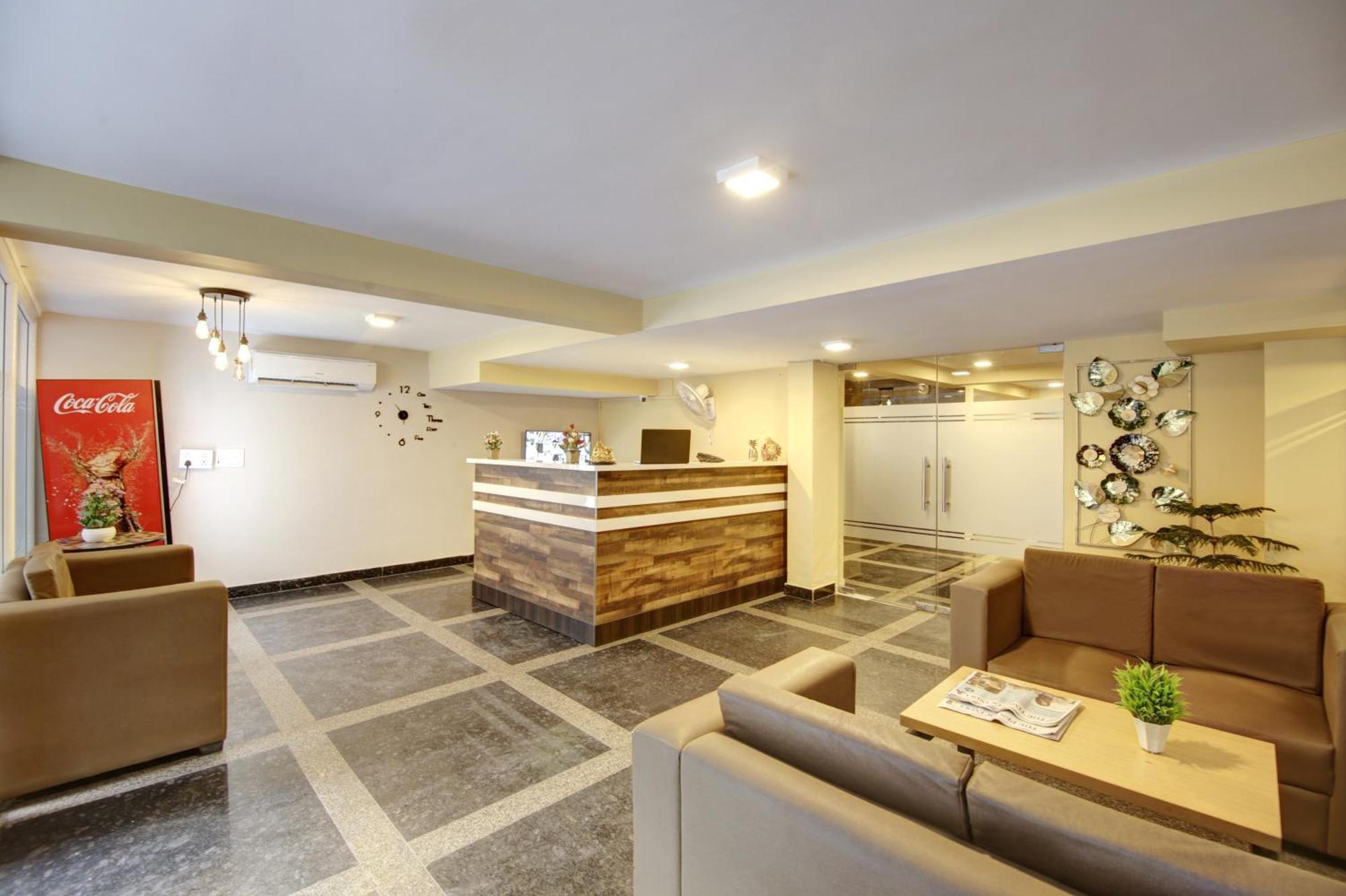 Limewood Stay - Executive Huda City Center Gurgaon Exteriör bild