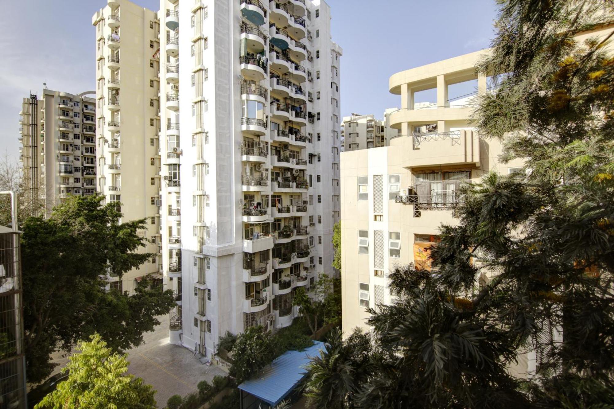 Limewood Stay - Executive Huda City Center Gurgaon Exteriör bild